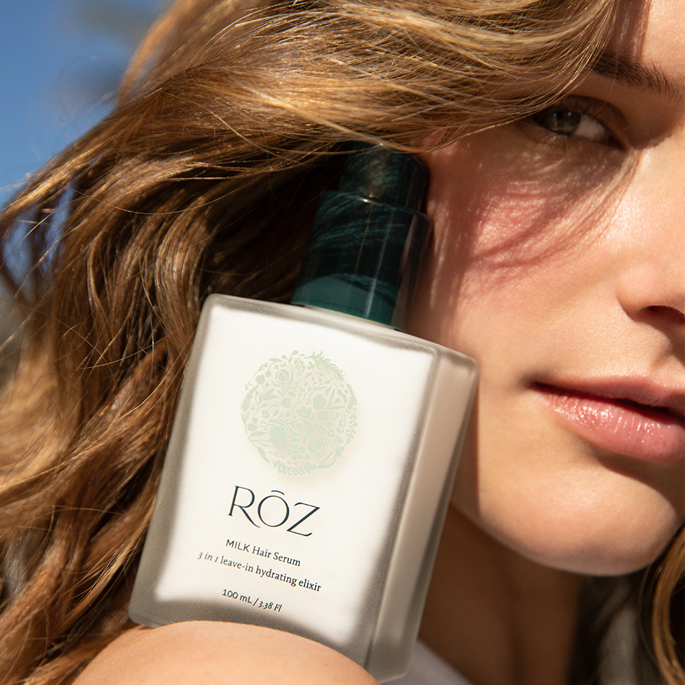 RŌZ-Milk Hair Serum-Hair-04_PDP_ROZ_MILKHAIRSERUM_LIFESTYLE-The Detox Market | 