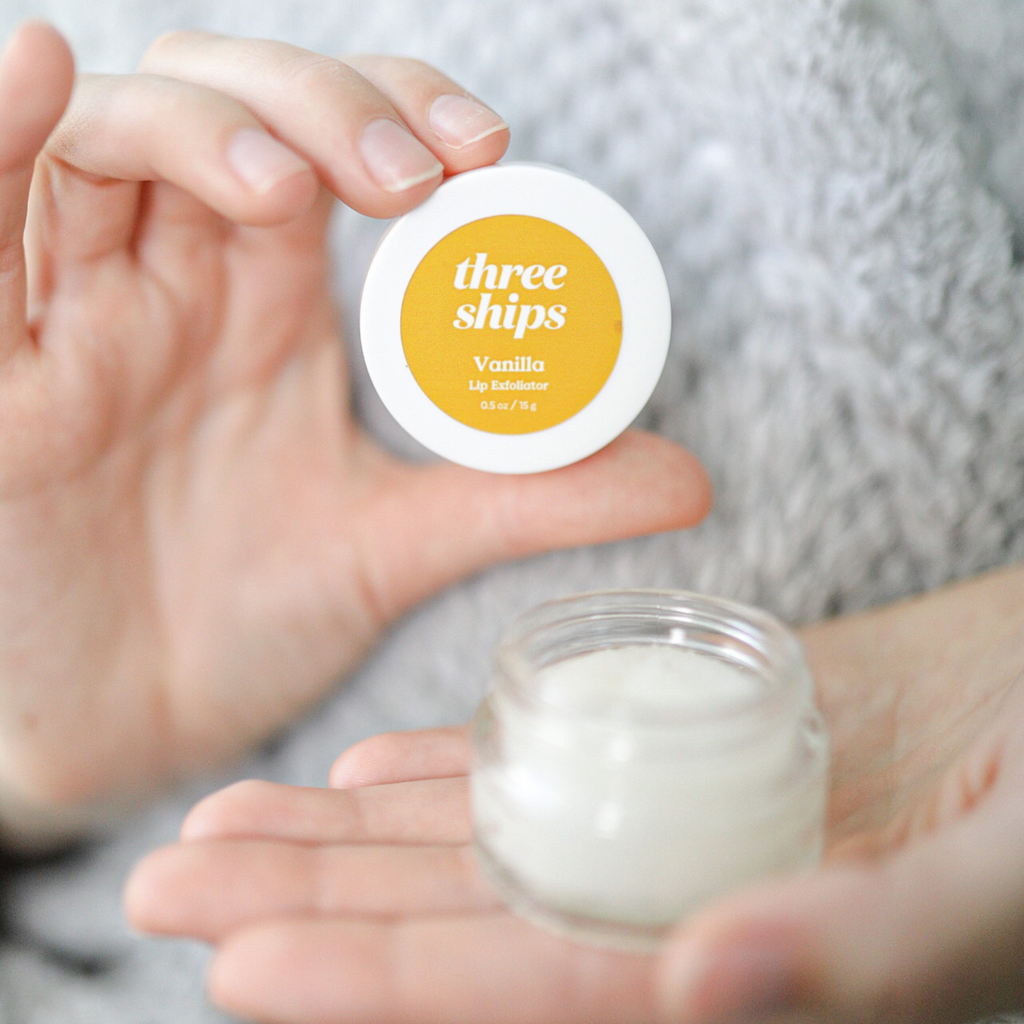 Three Ships-Vanilla Lip Exfoliator-Skincare-628110639158_5_Lifestyle-The Detox Market | 