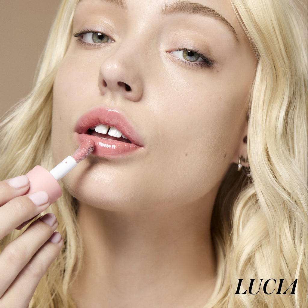 RMS Beauty-Legendary Lip Oil-Makeup-LUCIA-MODEL-The Detox Market | Lucia