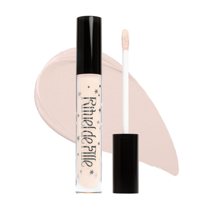 Rituel de Fille-Soft Sorcery Weightless Serum Concealer-Makeup-SoftSorcery-SORC-101TubewithSwatch-2000px-72dpi-1x1_de66ea47-e0a6-4158-b08e-b885fdccbd7e-The Detox Market | Spell 101 - Very fair shade for soft rose undertones