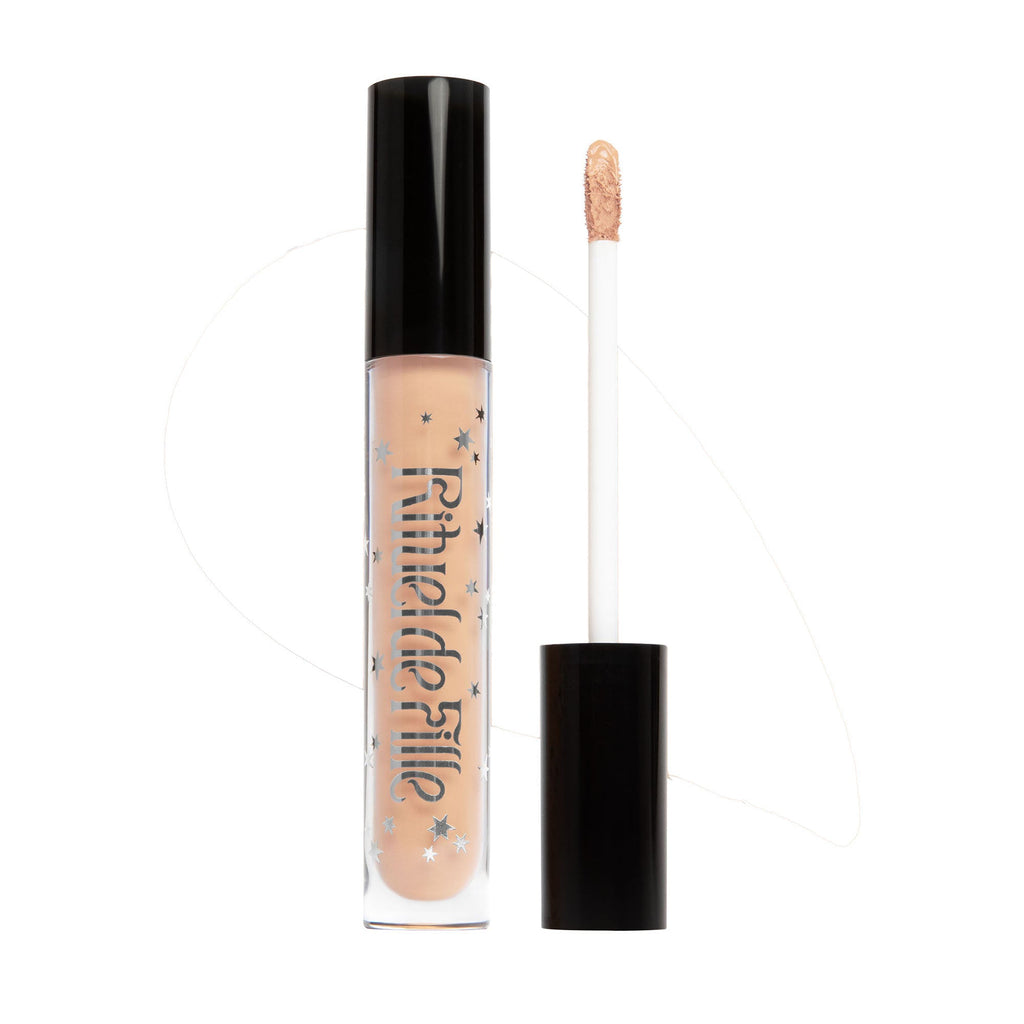 Rituel de Fille-Soft Sorcery Weightless Serum Concealer-Makeup-SoftSorcery-SORC-121TubewithSwatch-2000px-72dpi-1x1_337cc1d8-6822-45cc-9605-77e14b252848-The Detox Market | Spell 121 - Light shade for neutral to soft pink undertones