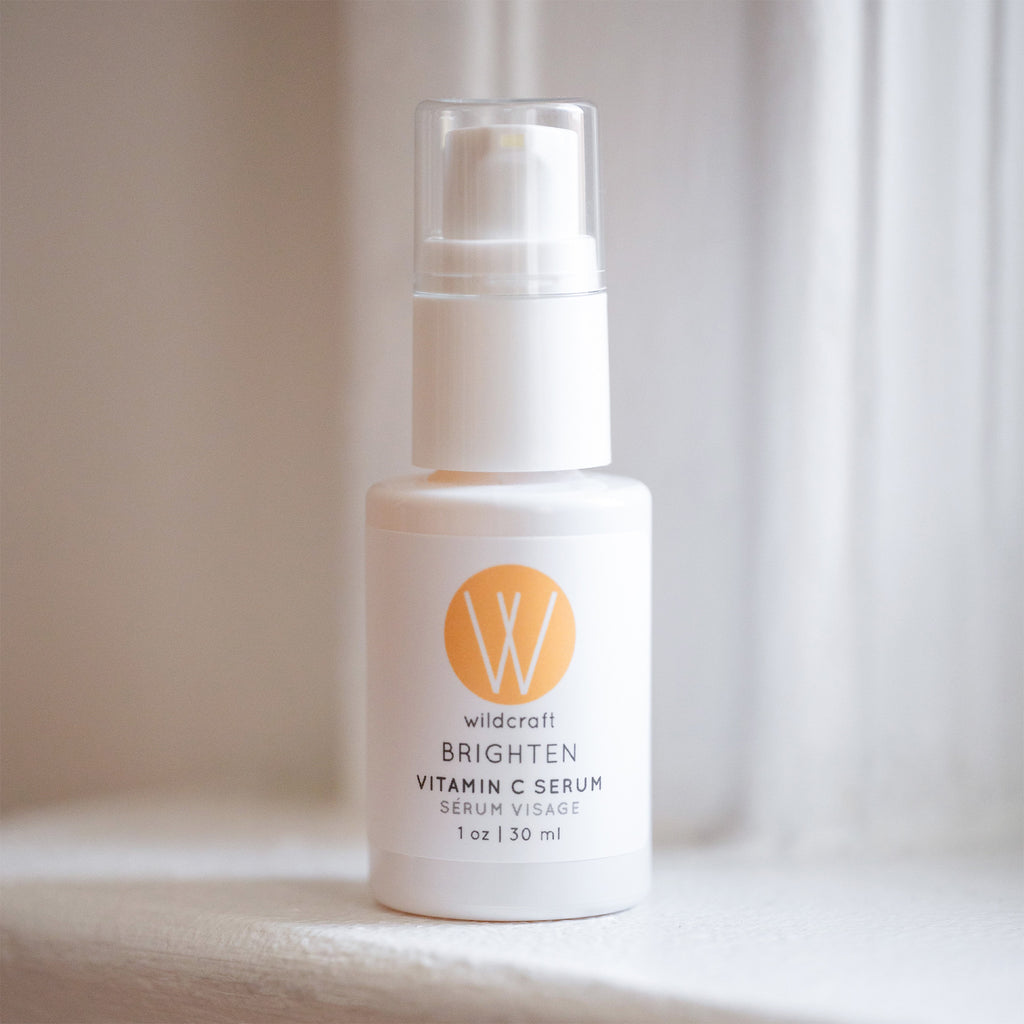 Wildcraft-Brighten Vitamin C Face Serum-Skincare-brighten_vitamin_c_face_serum_lifestyle-The Detox Market | 